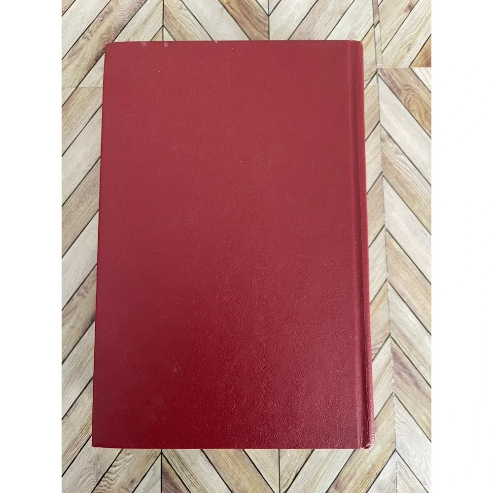 Irving SHULMAN / Valentino 1967 Good Condition No Dust Jacket